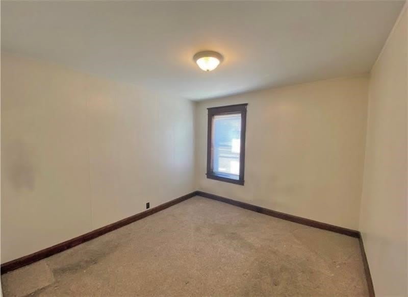 302 N Cedar St – photo 5