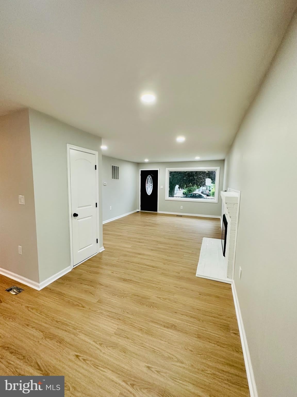 5906 Leewood Avenue – photo 2
