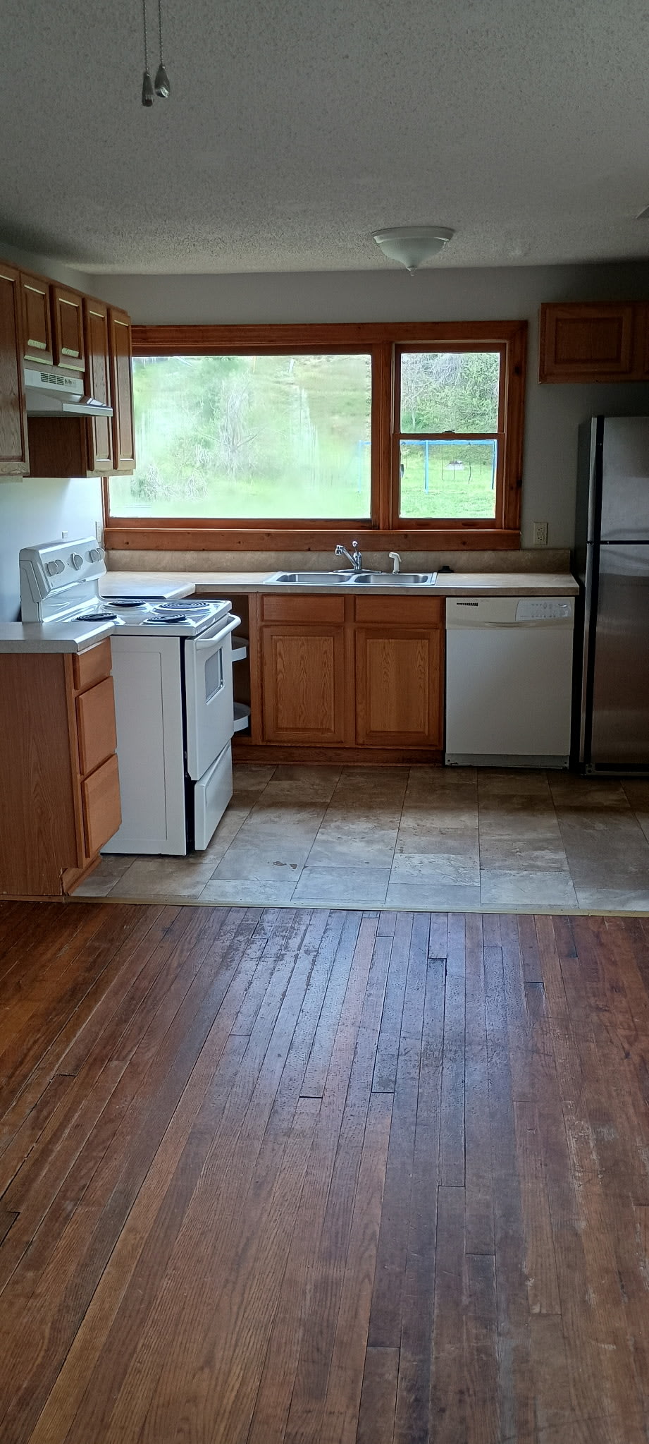 609 C Street 4 – photo 2