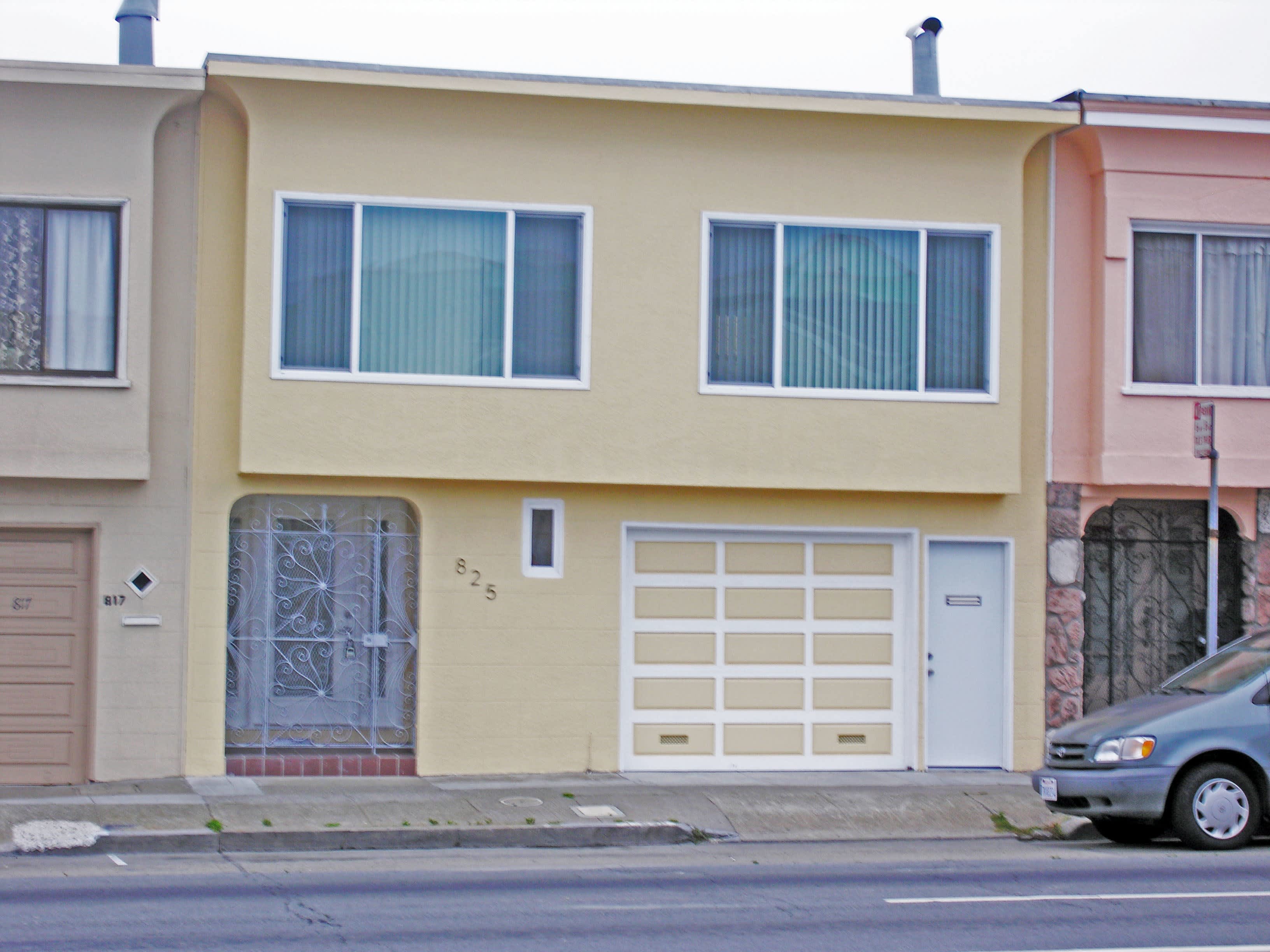 825 Geneva Ave – photo 2