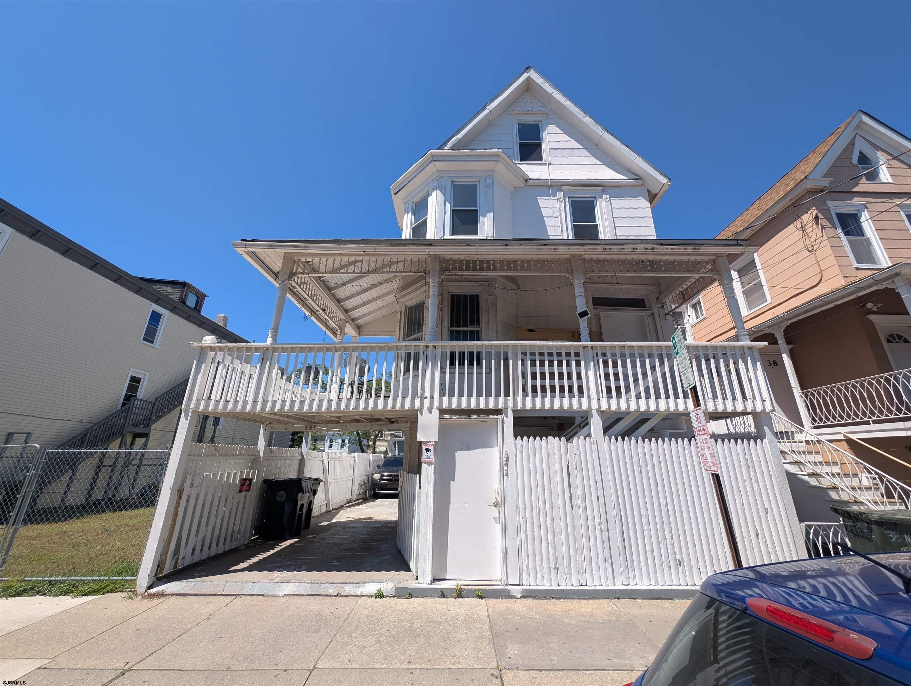 36 N Florida Ave – photo 1