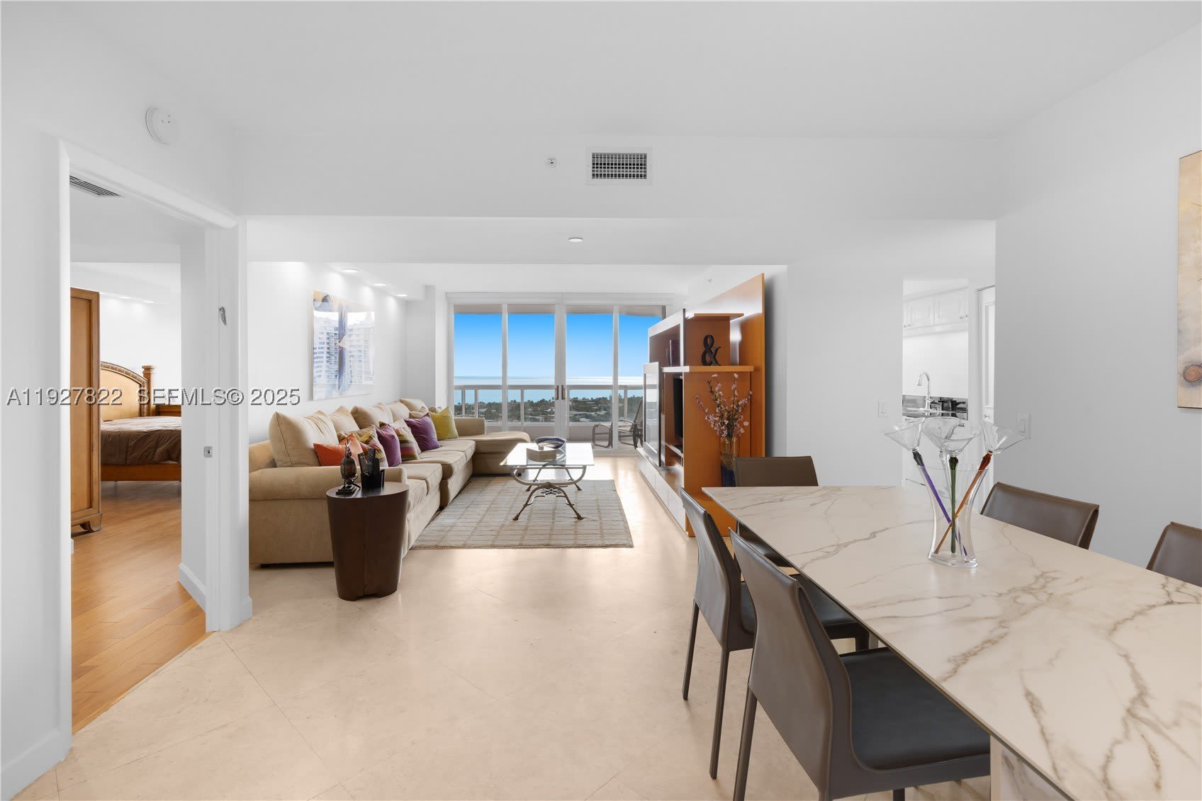 21055 Yacht Club dr – photo 1