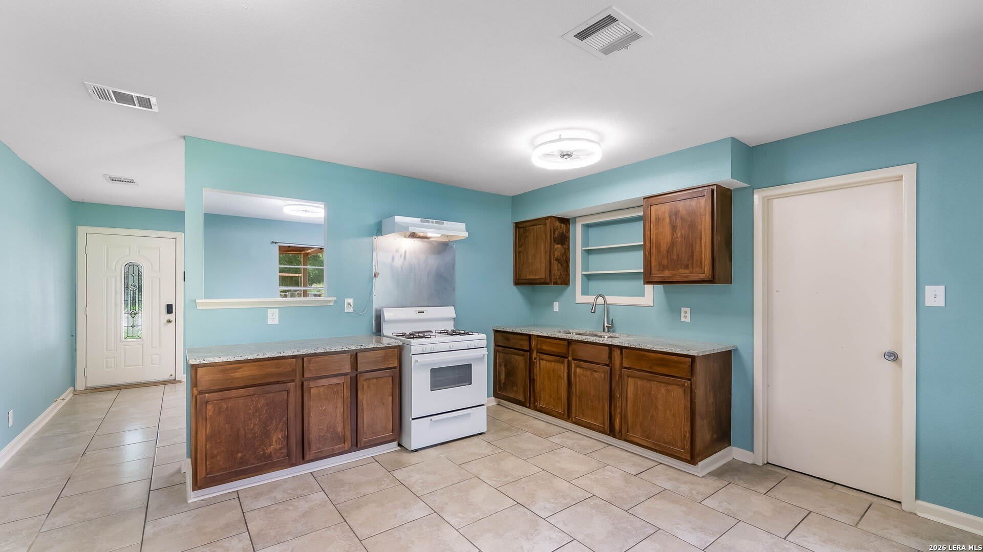 923 Whitman – photo 3