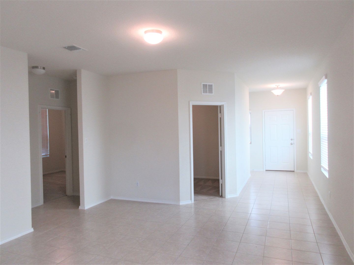 3-bedroom/2-bath + Office in Summerlyn Community – photo 3