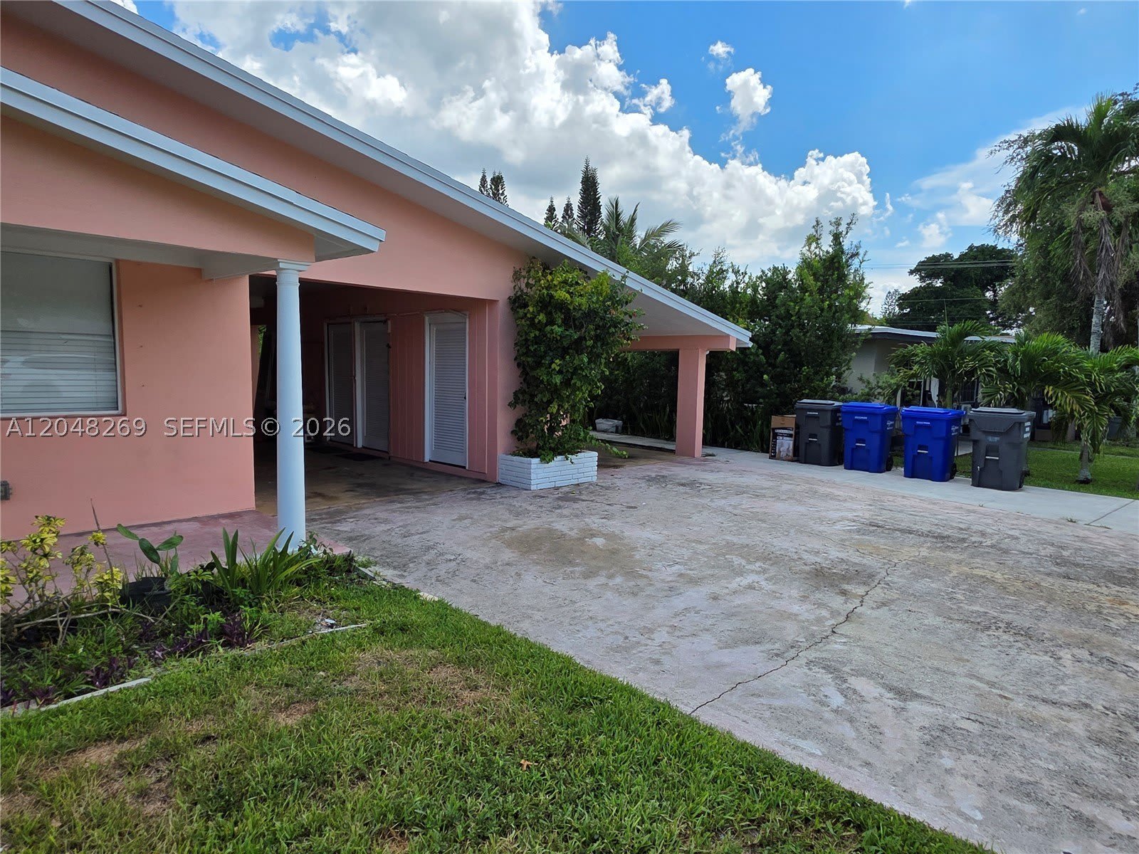 6130 Funston St – photo 3