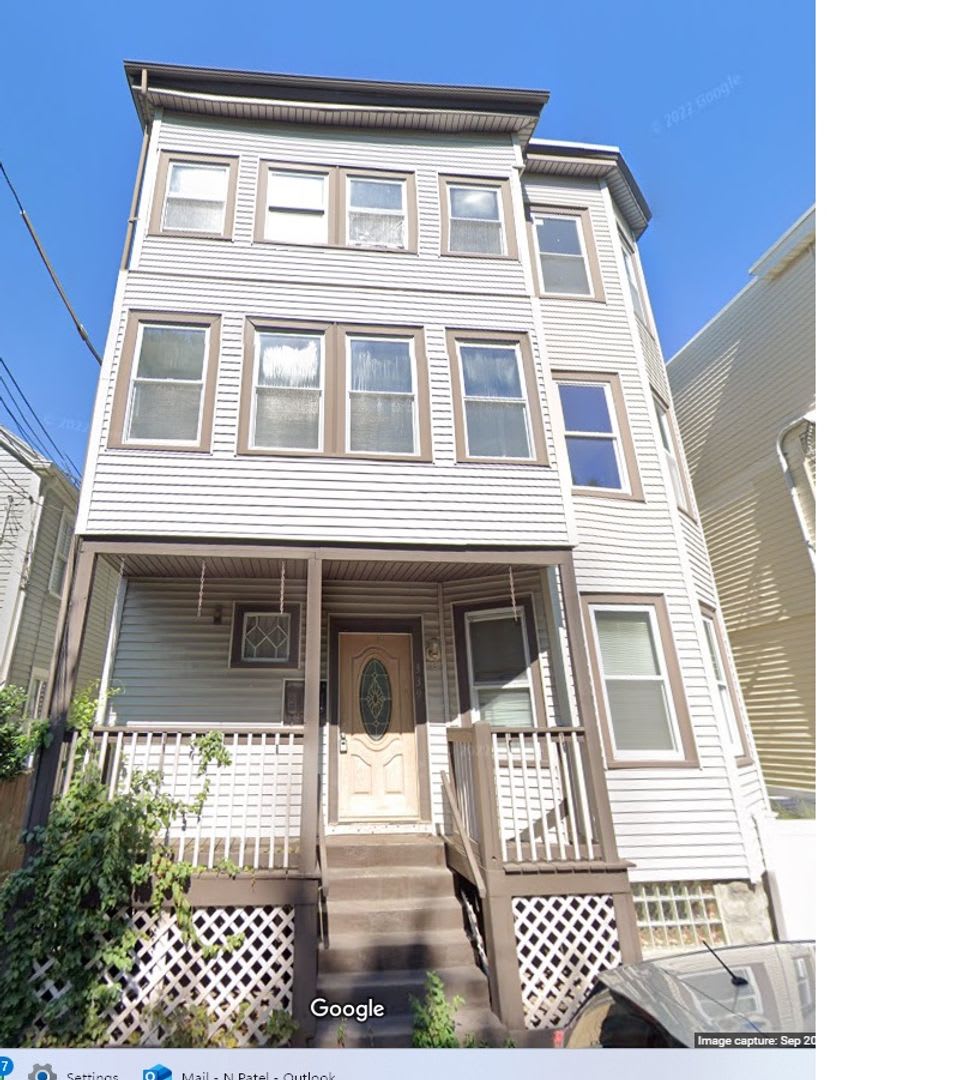 Great 4 Bed Available 9/1/26 – photo 2