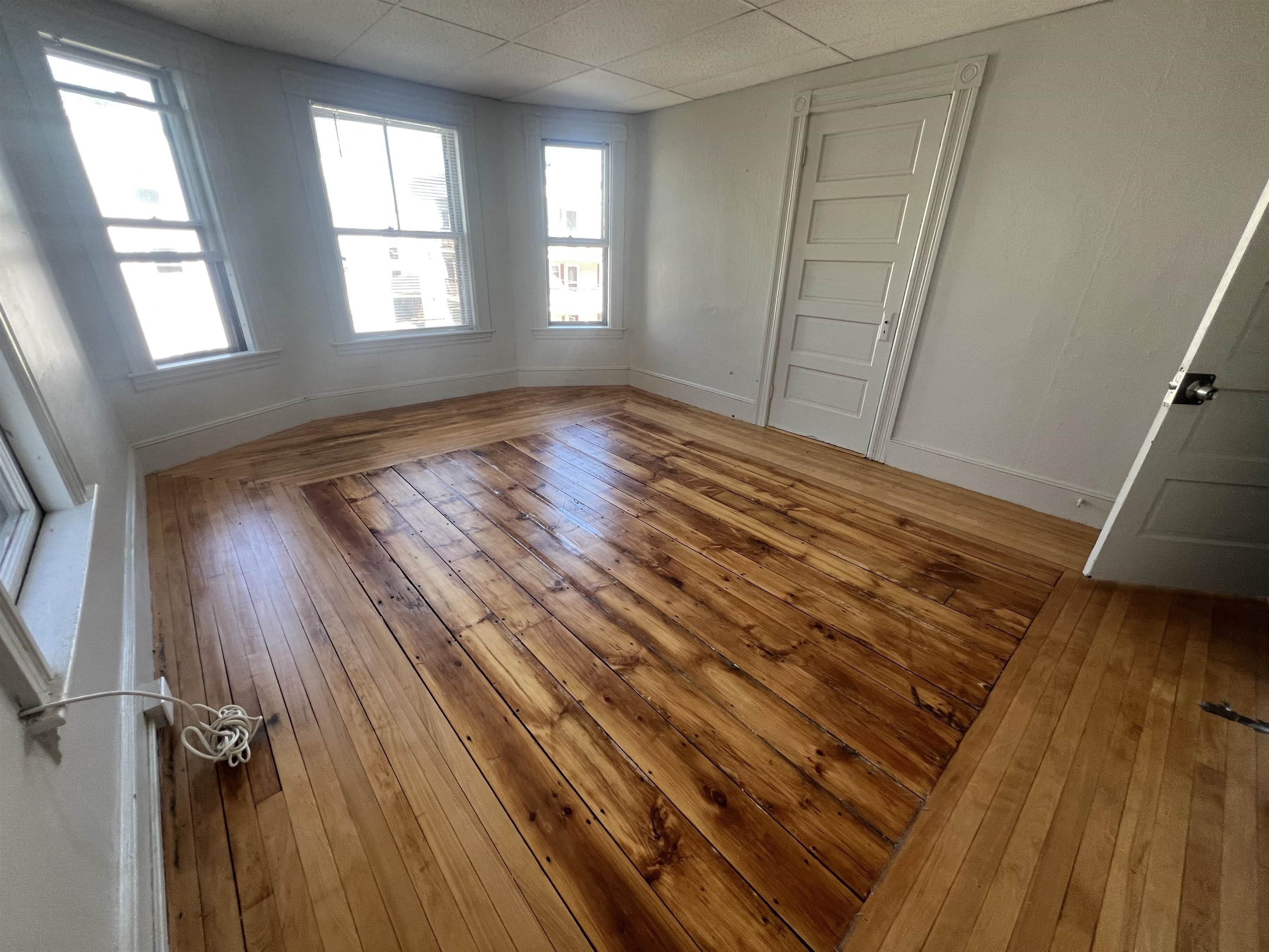 551 Montgomery Street – photo 3