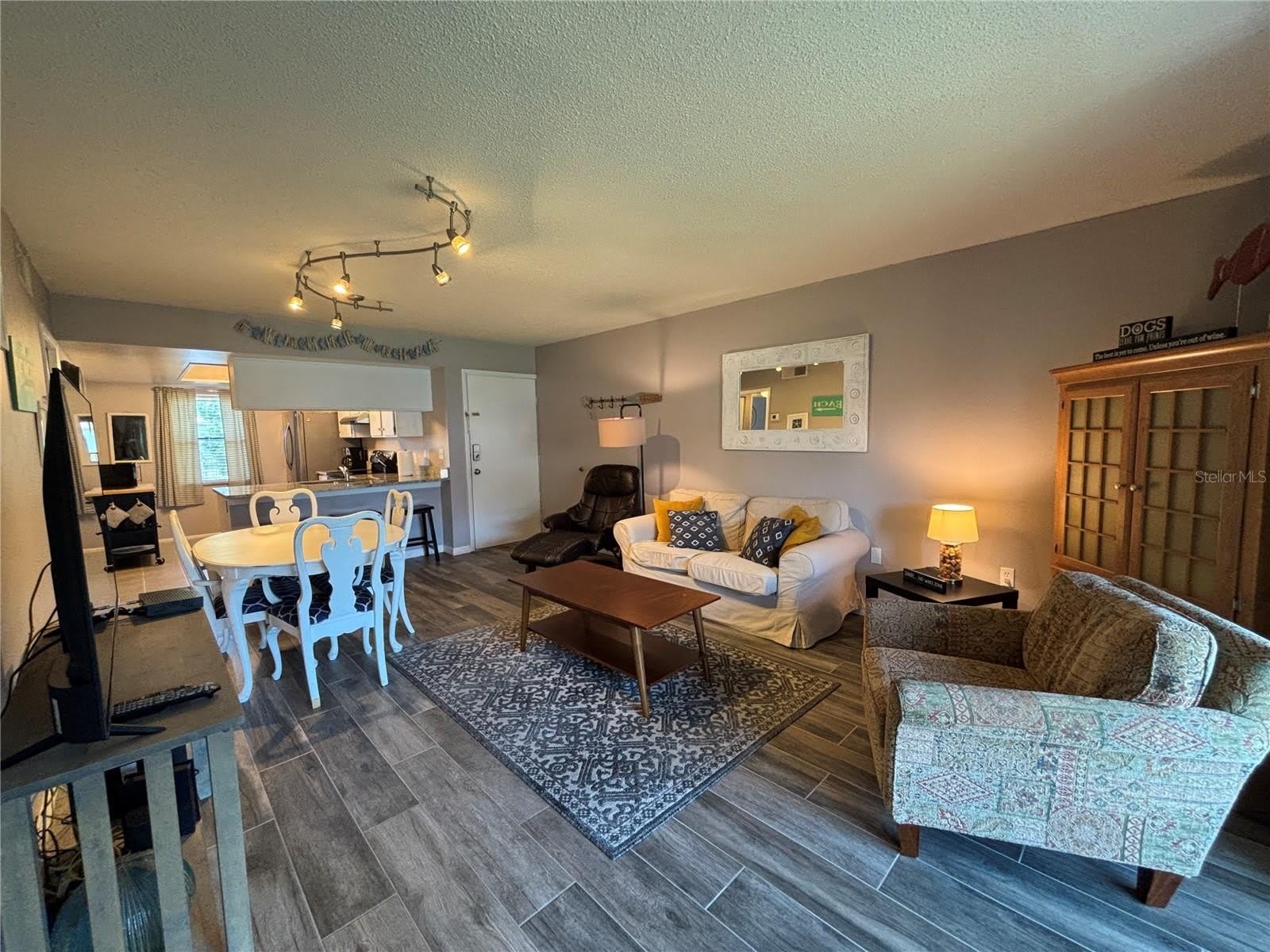 204 MEADOW Lane – photo 3