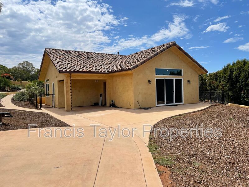 14398 Harvest Crescent – photo 1