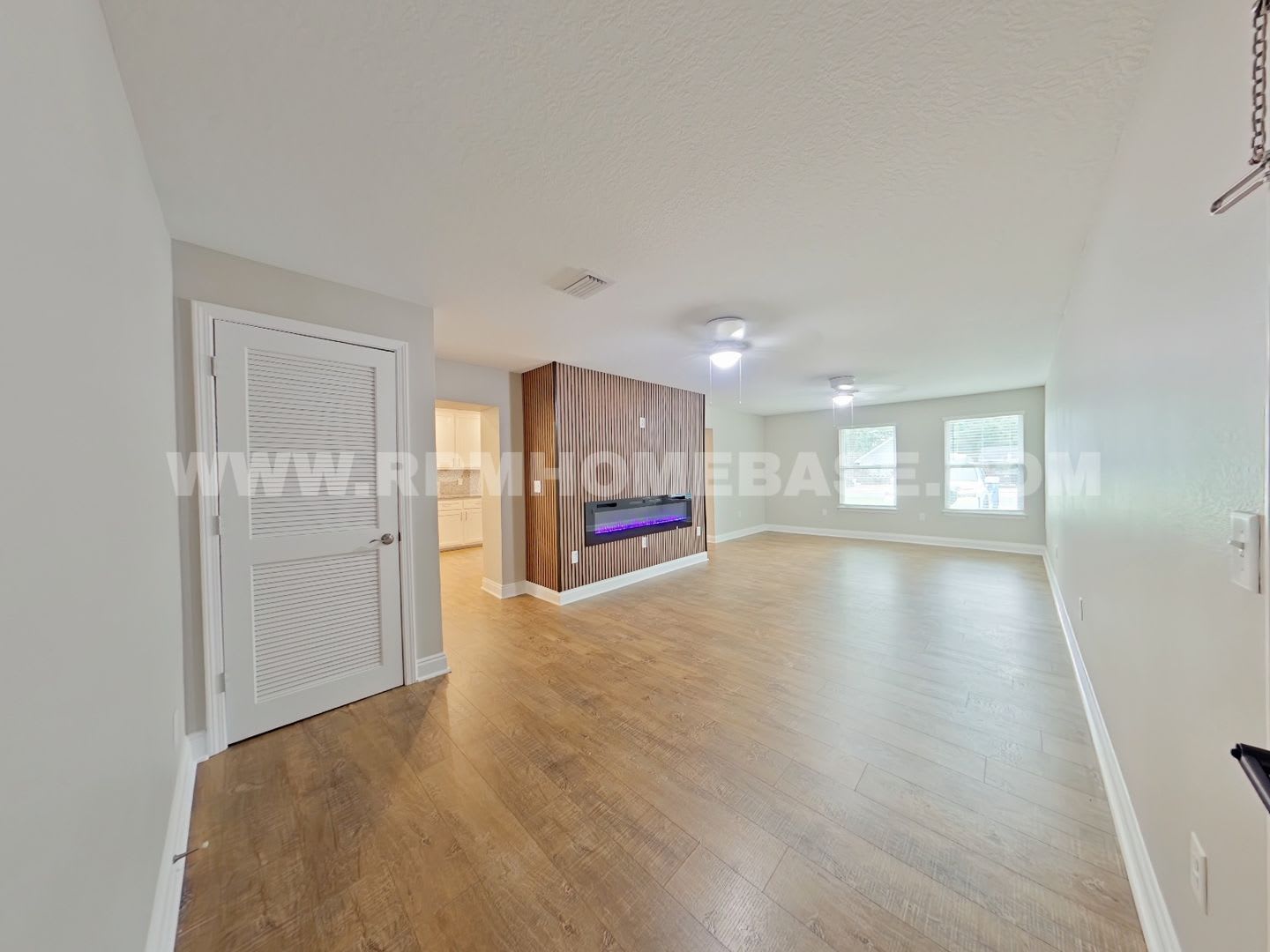 Fully Renovated Multi-Level 4-Bedroom Home on Over Half an Acre in Crestview – photo 4
