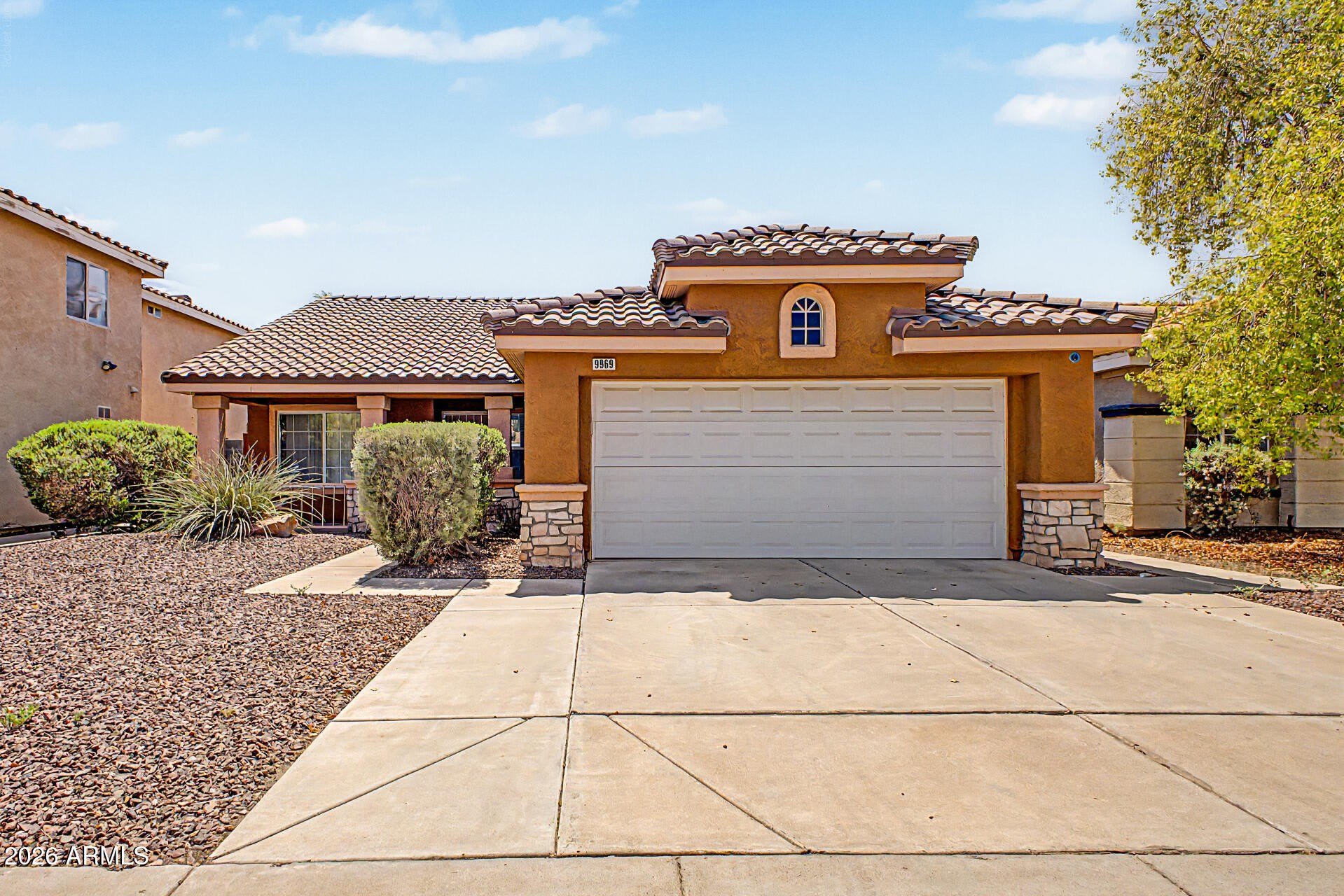 9969 W MACKENZIE Drive – photo 1