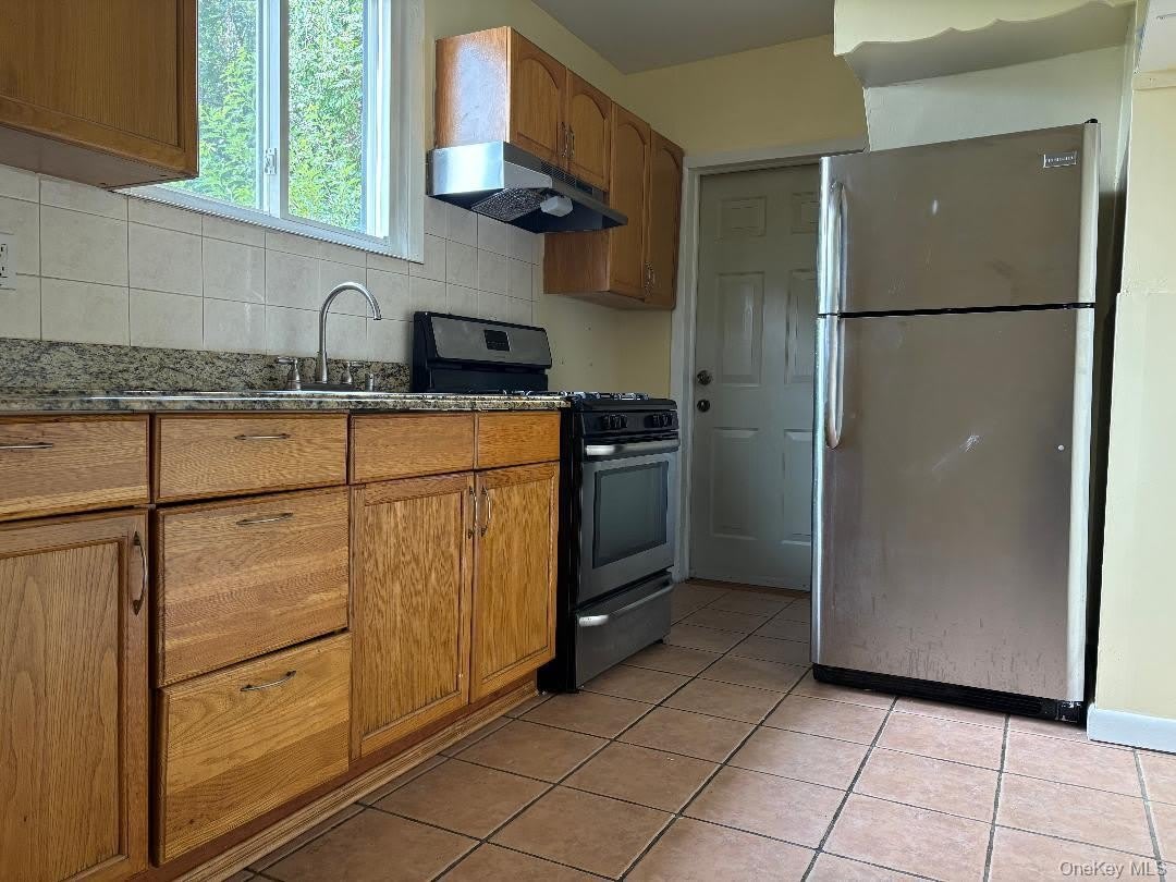 111 Hart Avenue – photo 2
