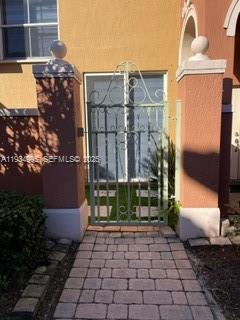 10643 Southwest 7th Street – photo 1
