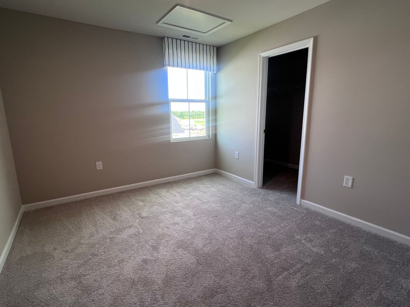 For Rent – photo 5