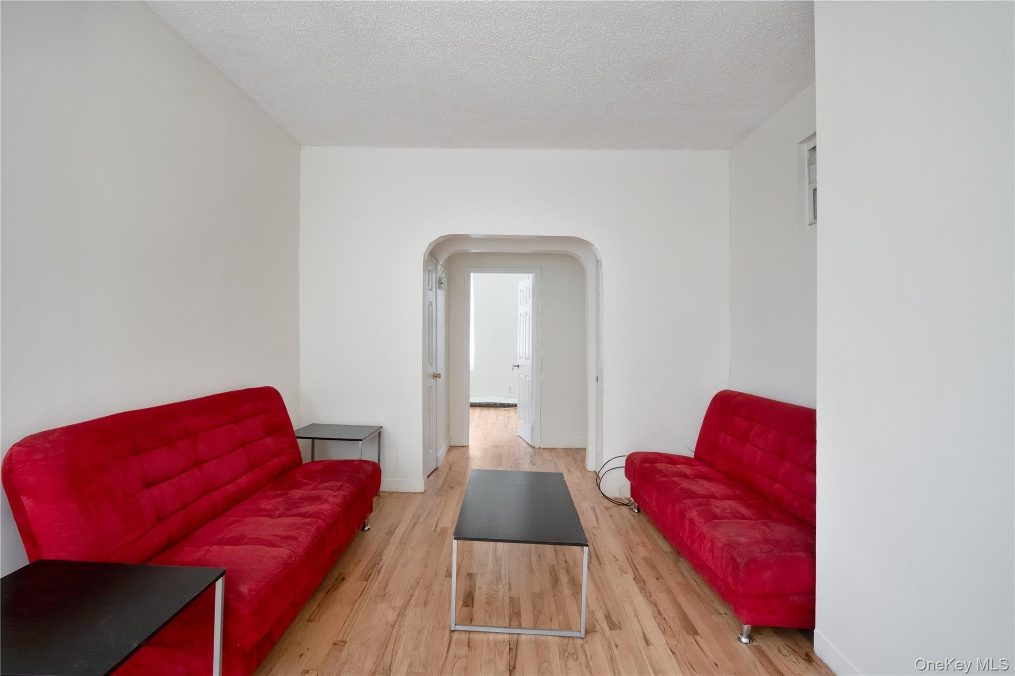 211 Kosciuszko Street – photo 2