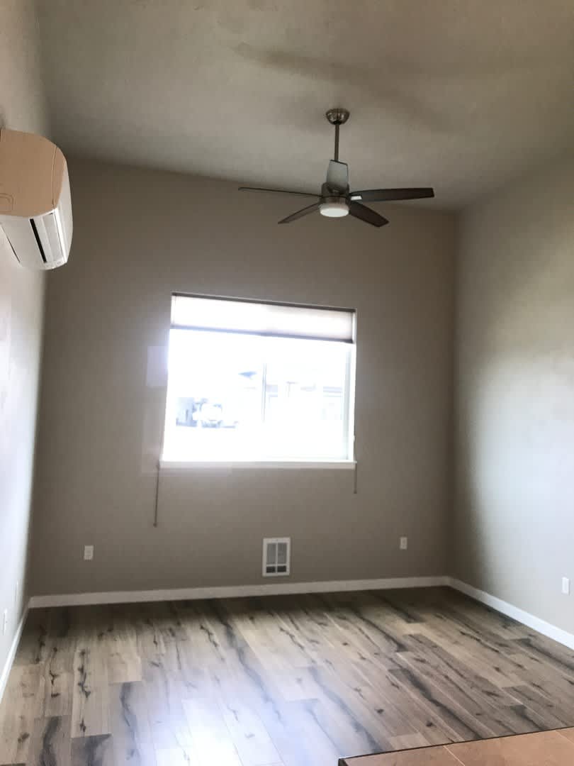 **$500 OFF 1st Month if Rented by 9/15** Cute and Cozy ADU in SW Redmond! – photo 5