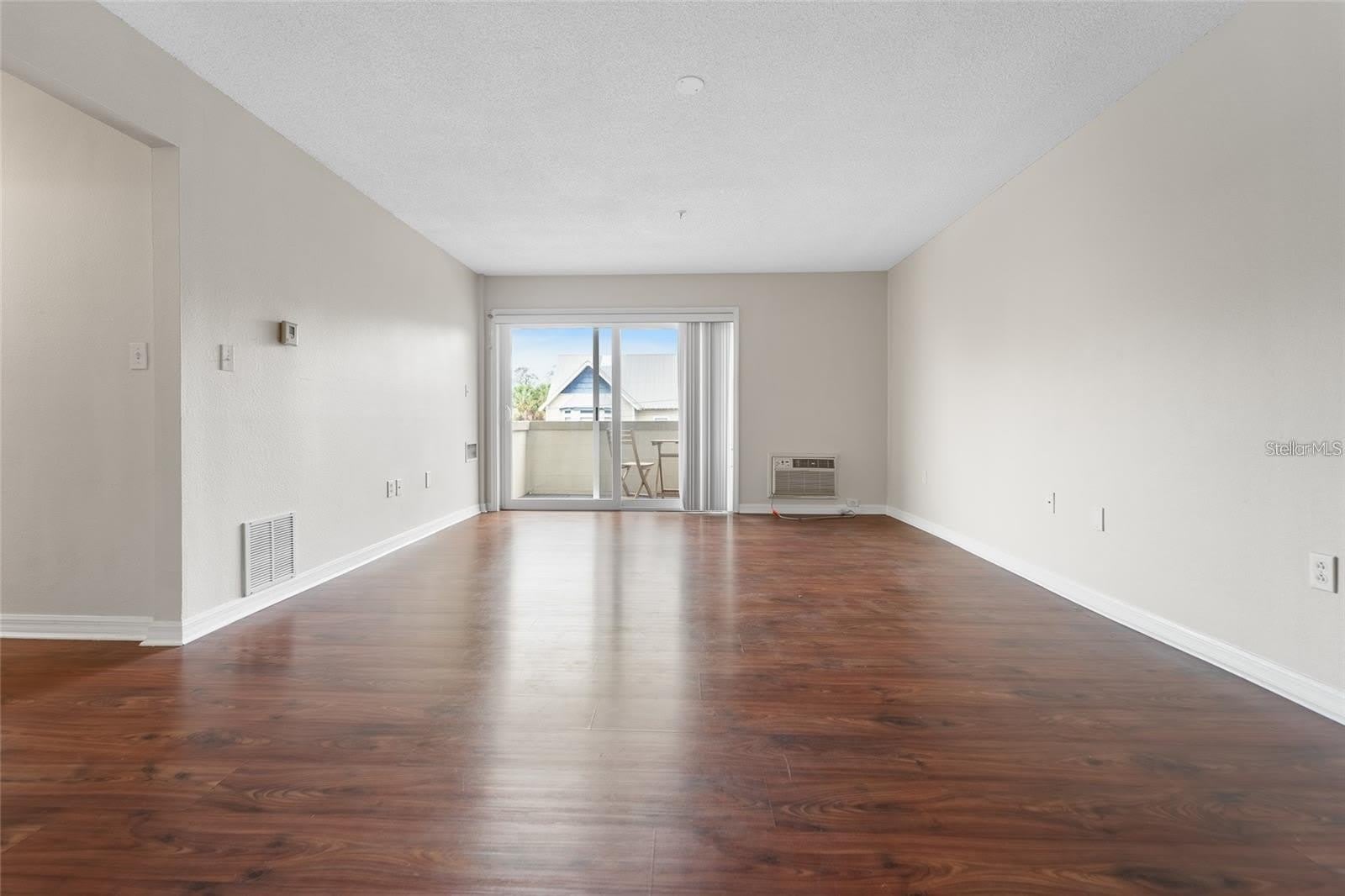 406 S CEDAR Avenue – photo 5