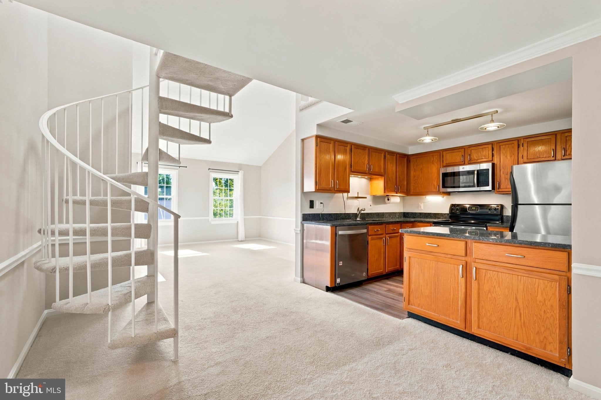 12287 WADSWORTH Way – photo 5