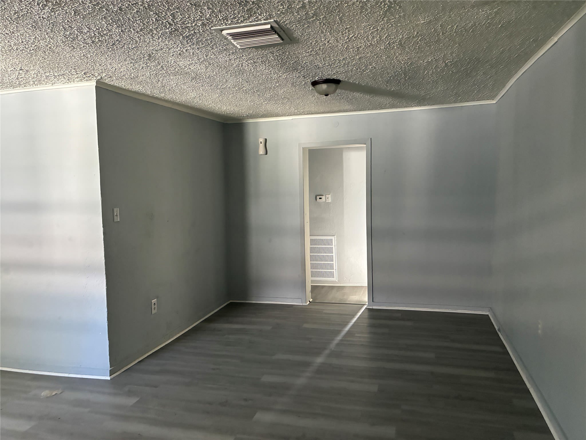 329 Berry Street – photo 5