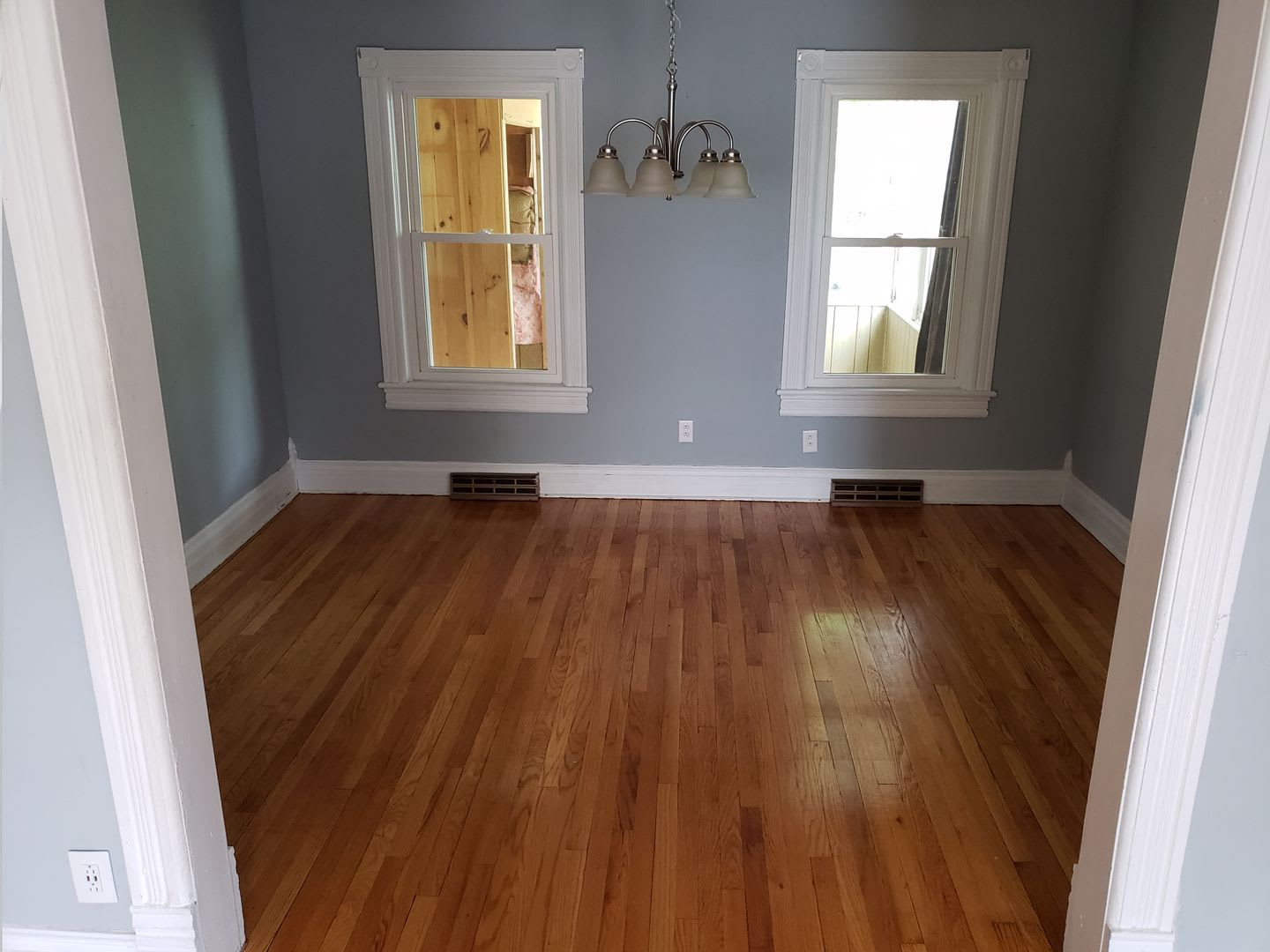 3 Bed 1 Bath House for Rent – photo 4
