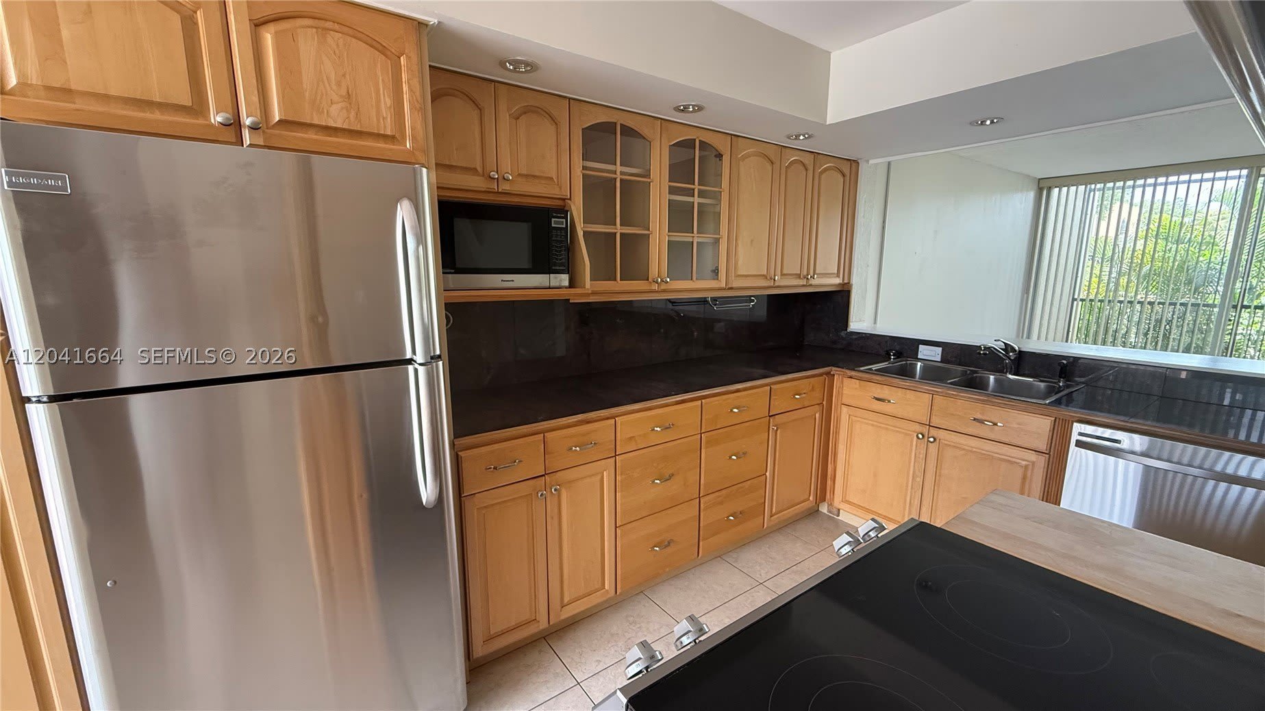 2921 SW 87th Ave – photo 3