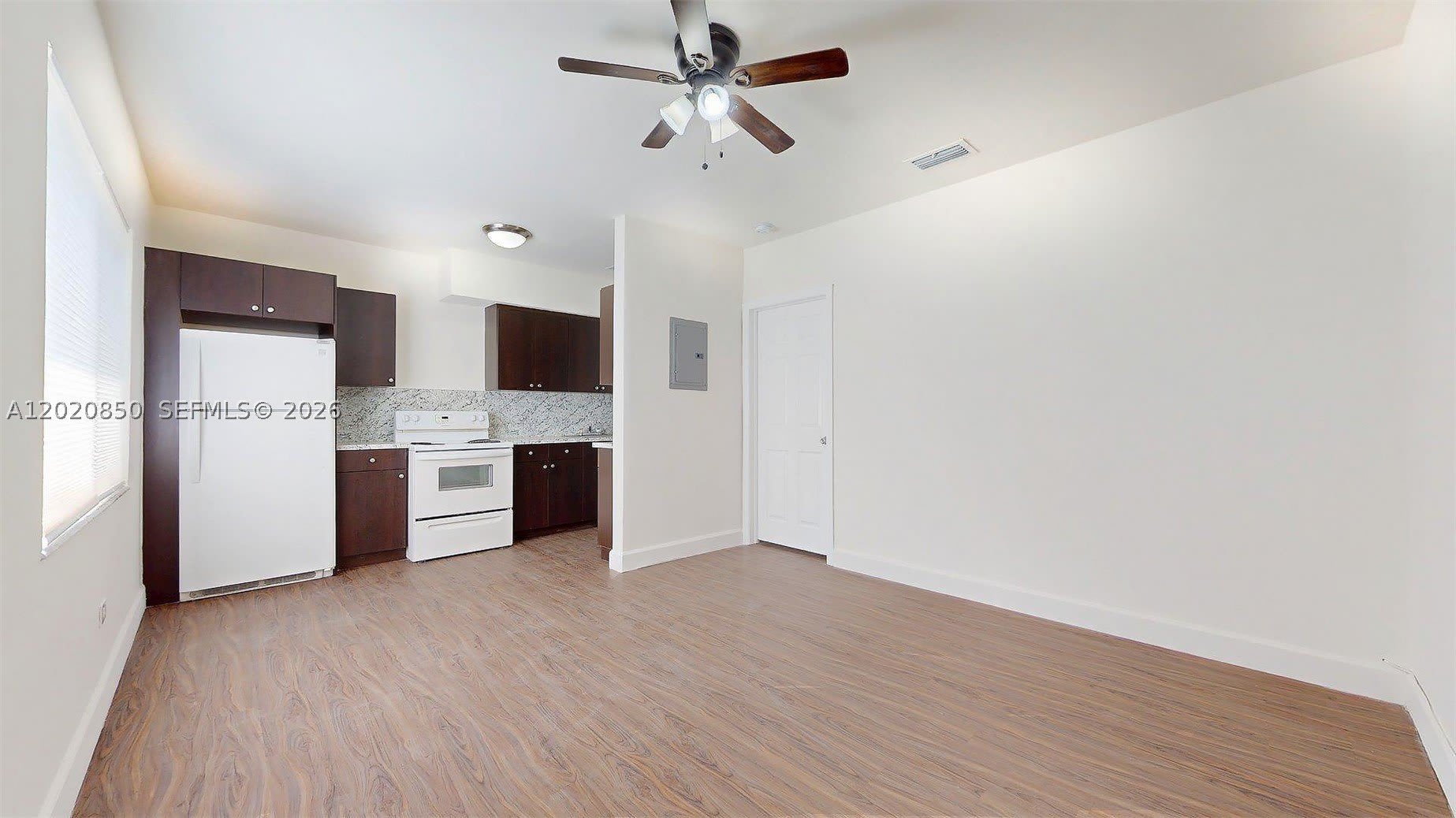 74 W 15th St – photo 3