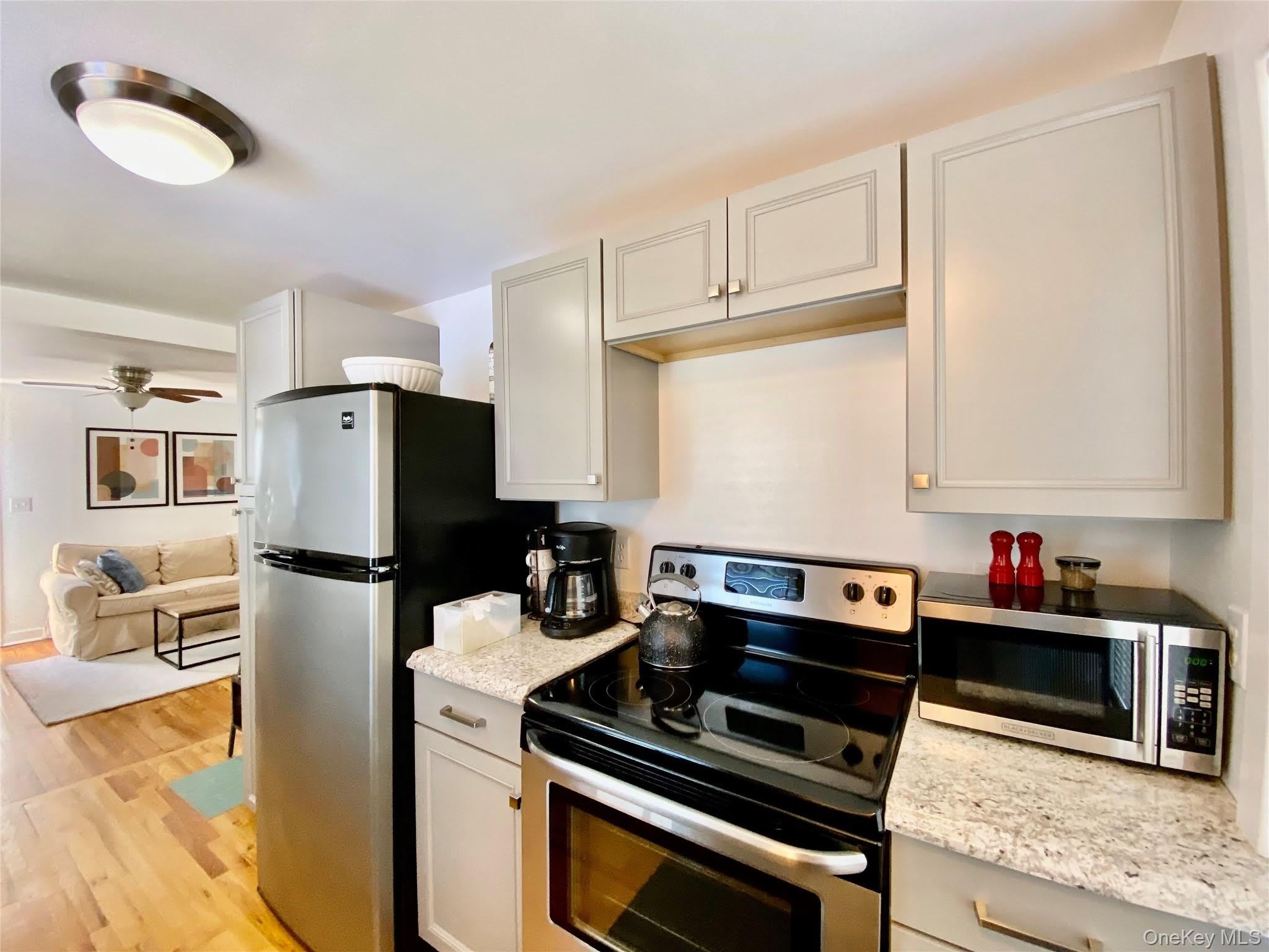 880 Wiggins Street – photo 4