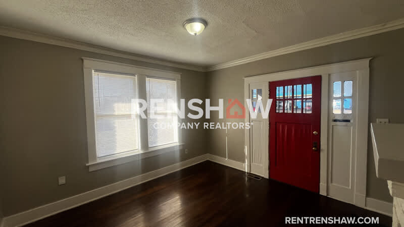 1423 Lyndale Ave – photo 2