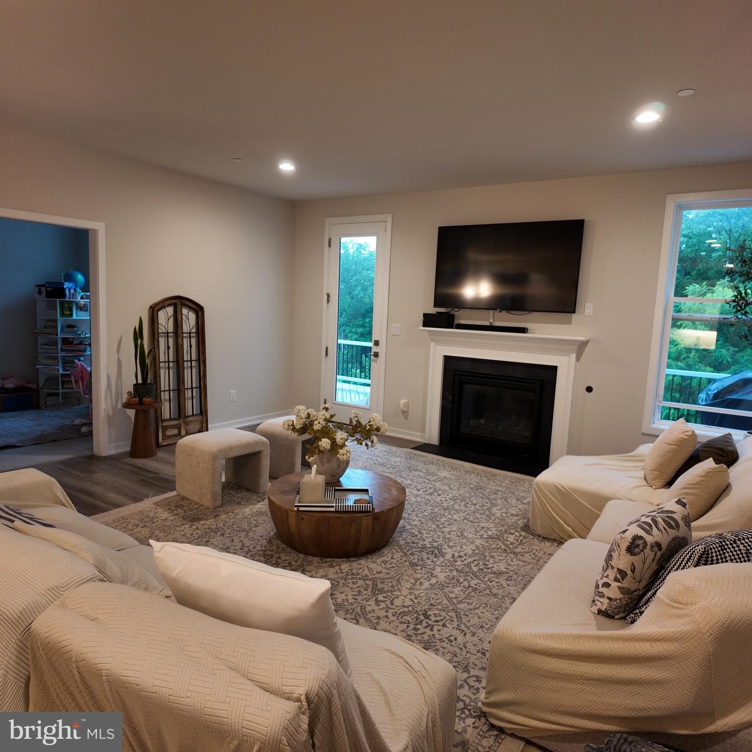 148 Kennedy Drive – photo 4