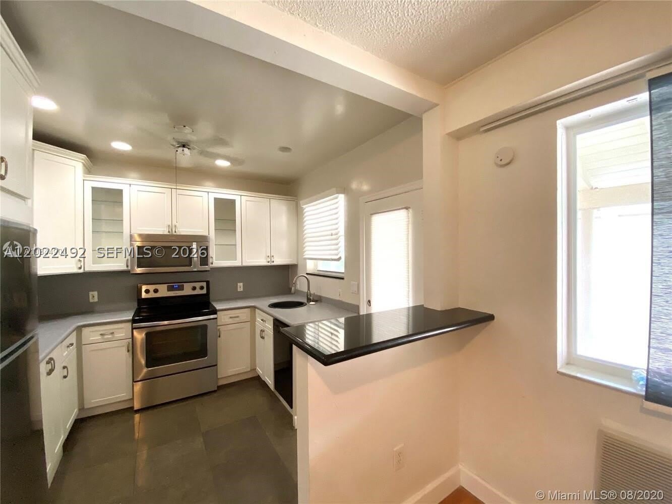 30 Park Dr – photo 5