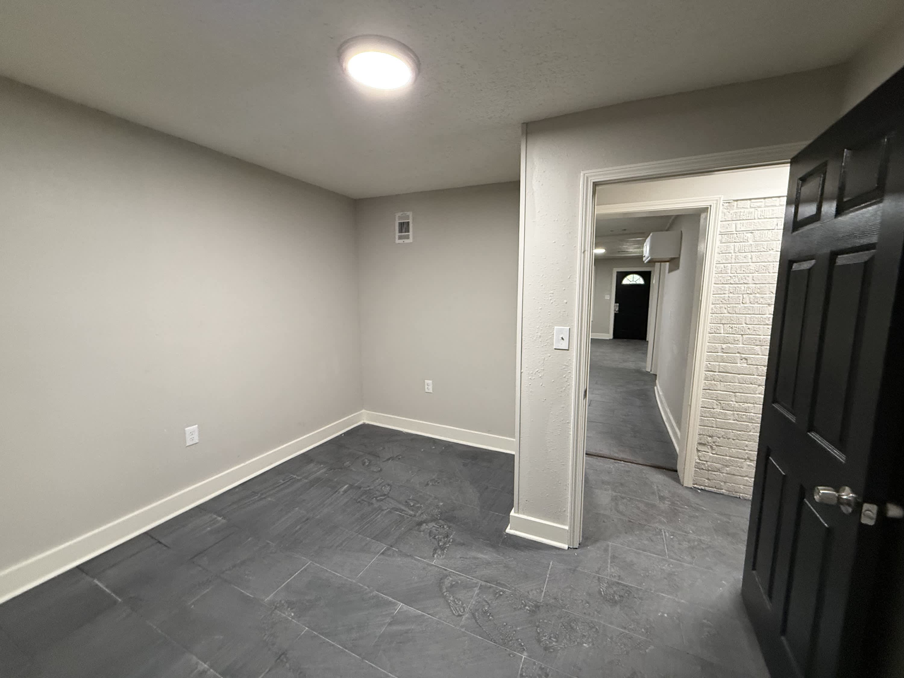 2379 Saratoga Avenue – photo 2