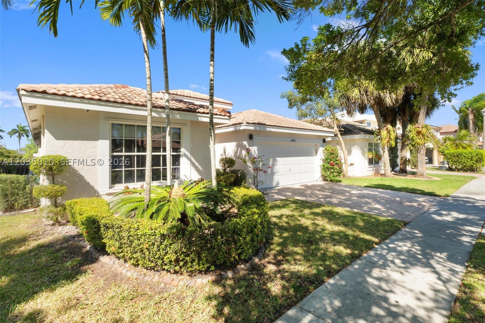 18061 SW 33rd St – photo 4