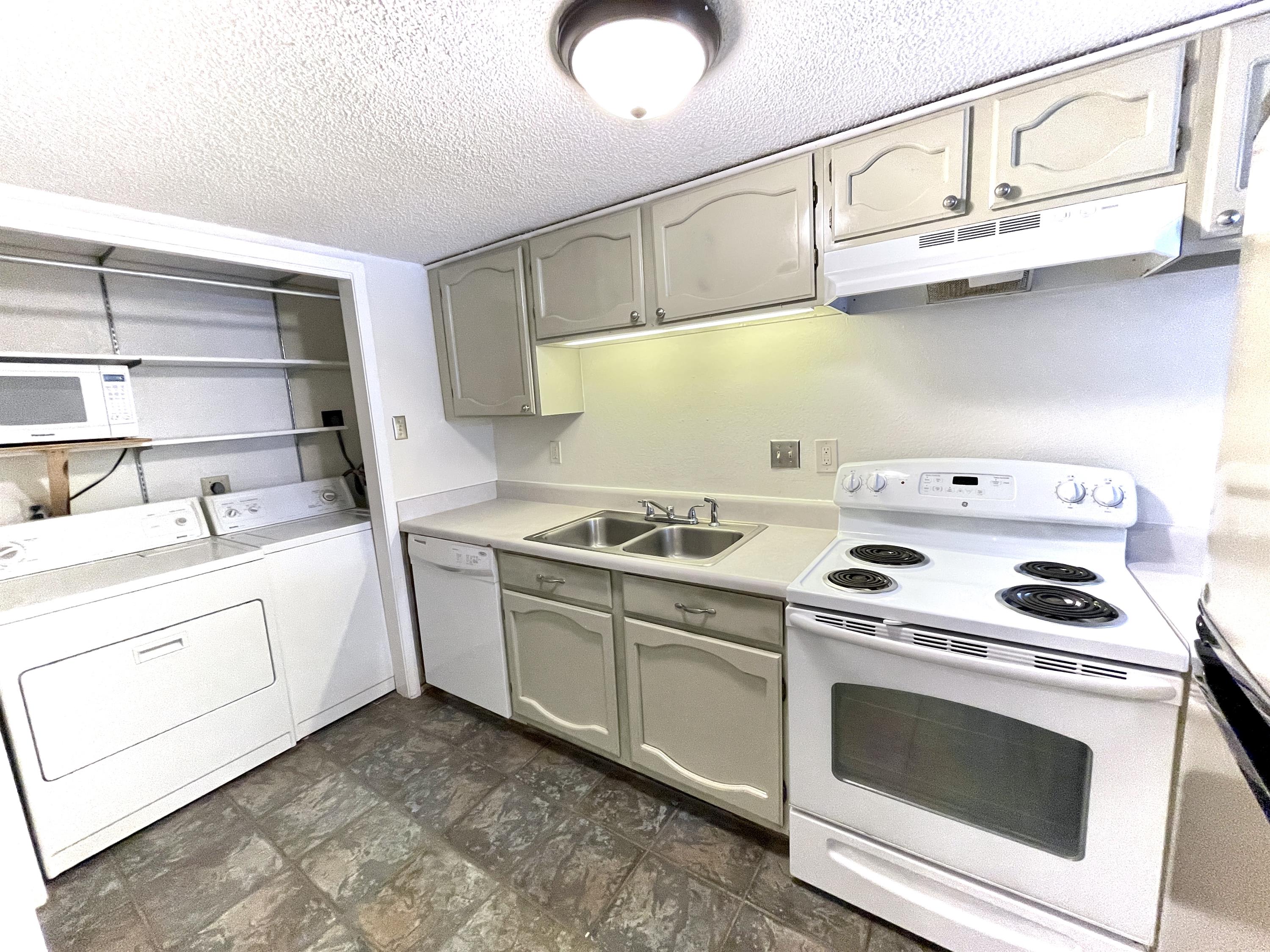 4345 Carter Creek Parkway – photo 3