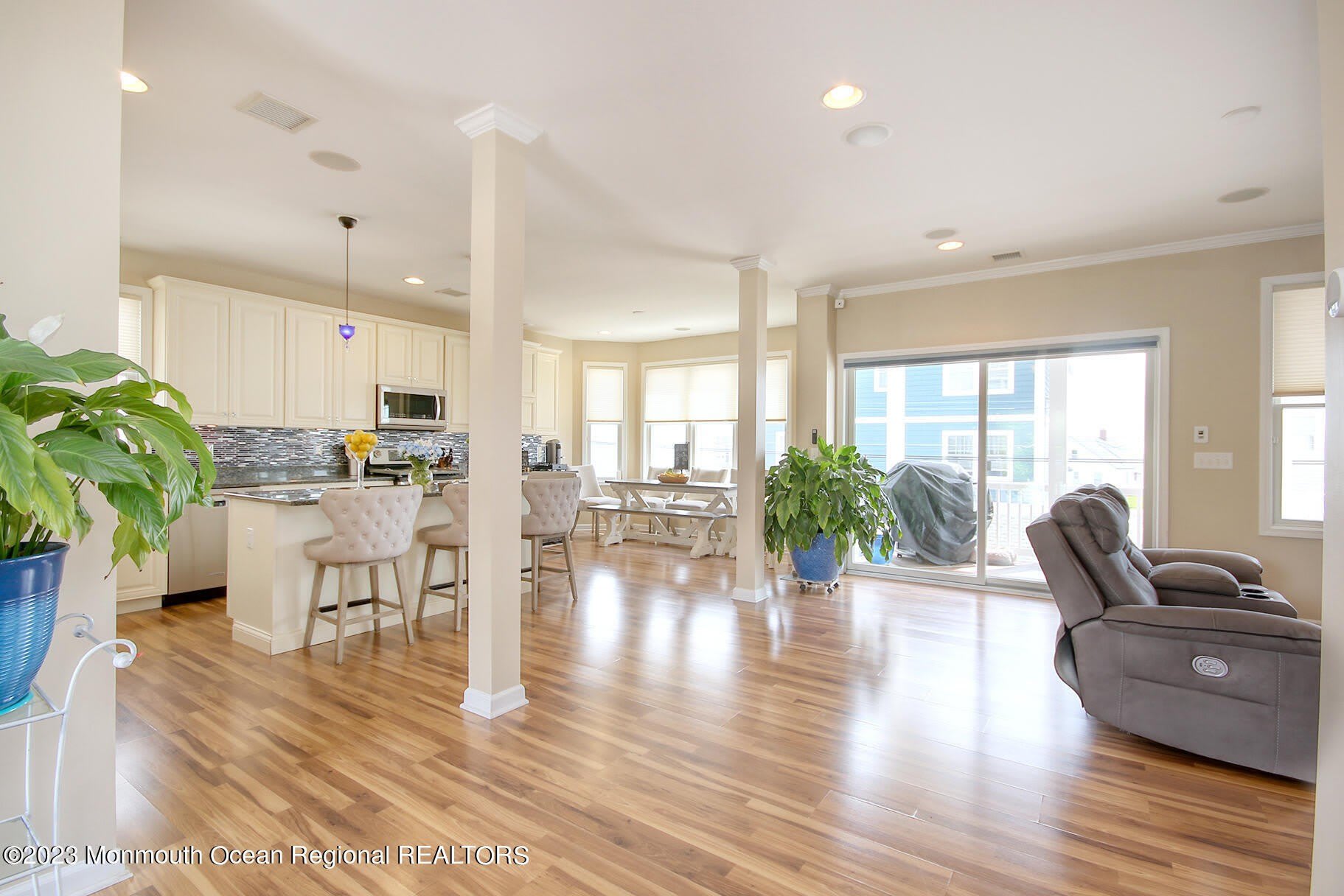207 Ceylon Avenue – photo 5