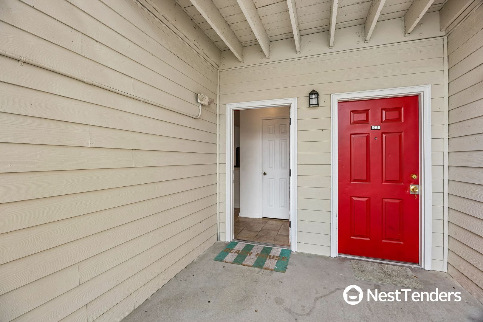 The Perfect One Bedroom Ground Floor Unit – photo 5