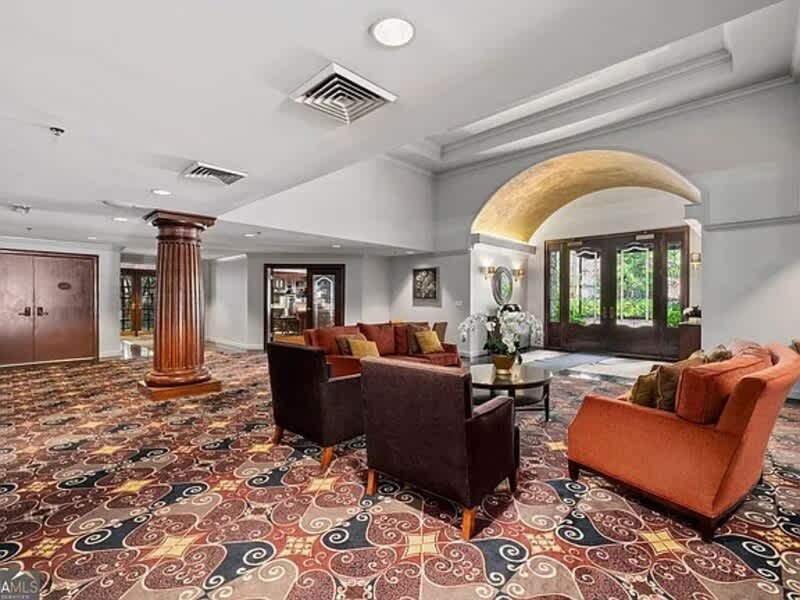 1735 Peachtree Street NE #428 – photo 2