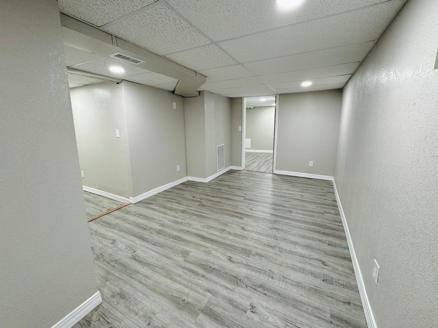 1706 Avenue B – photo 3