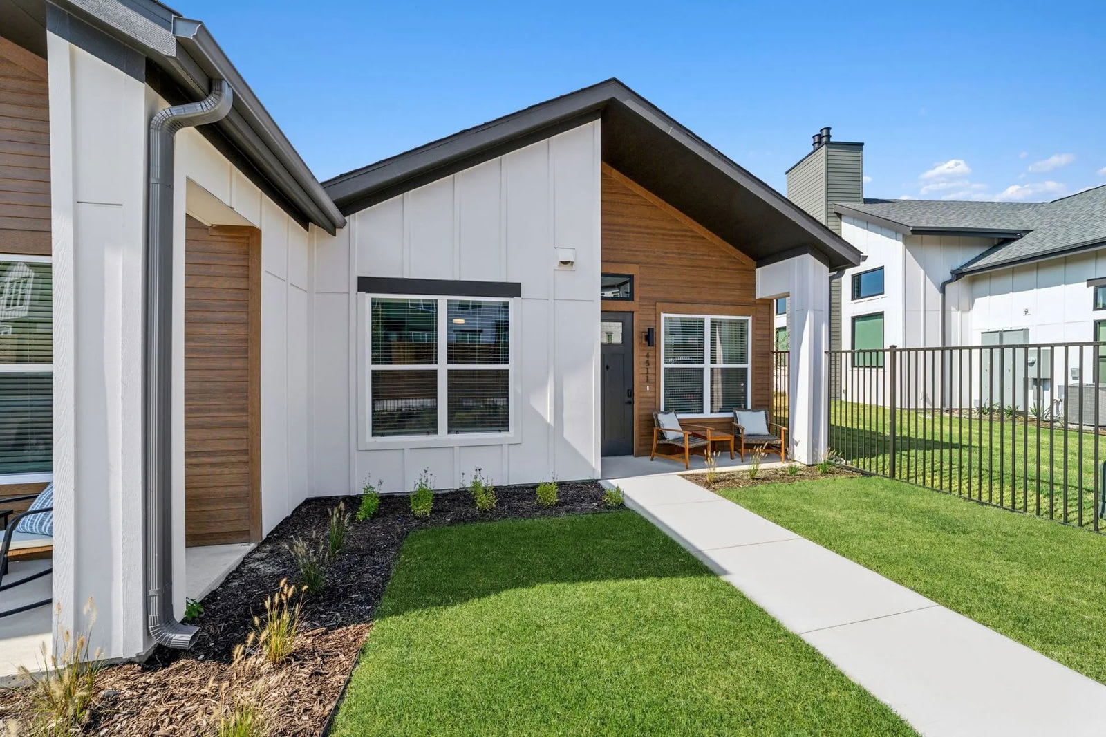 4628 Welker Way – photo 5