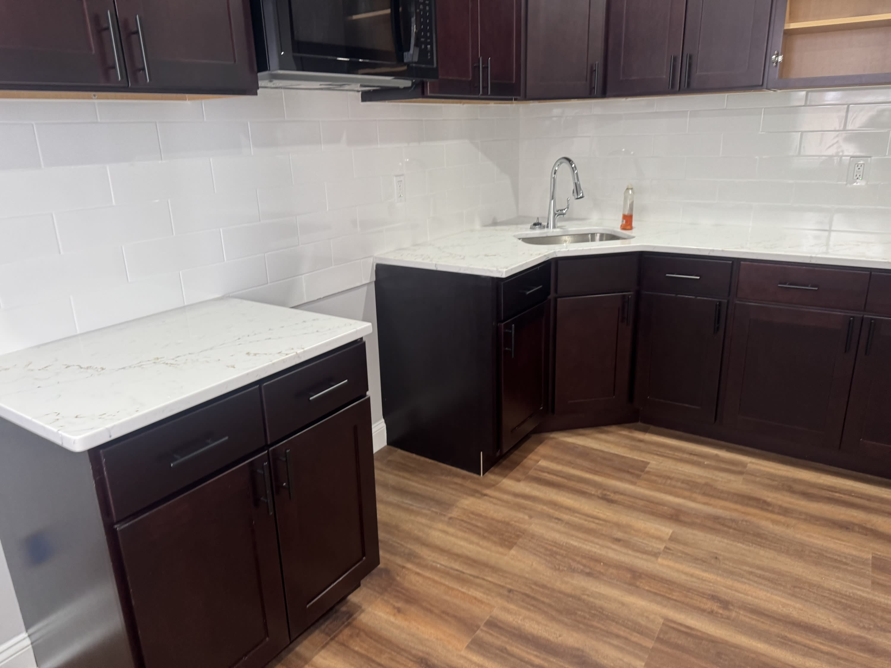 126 East Pastorius Street – photo 2