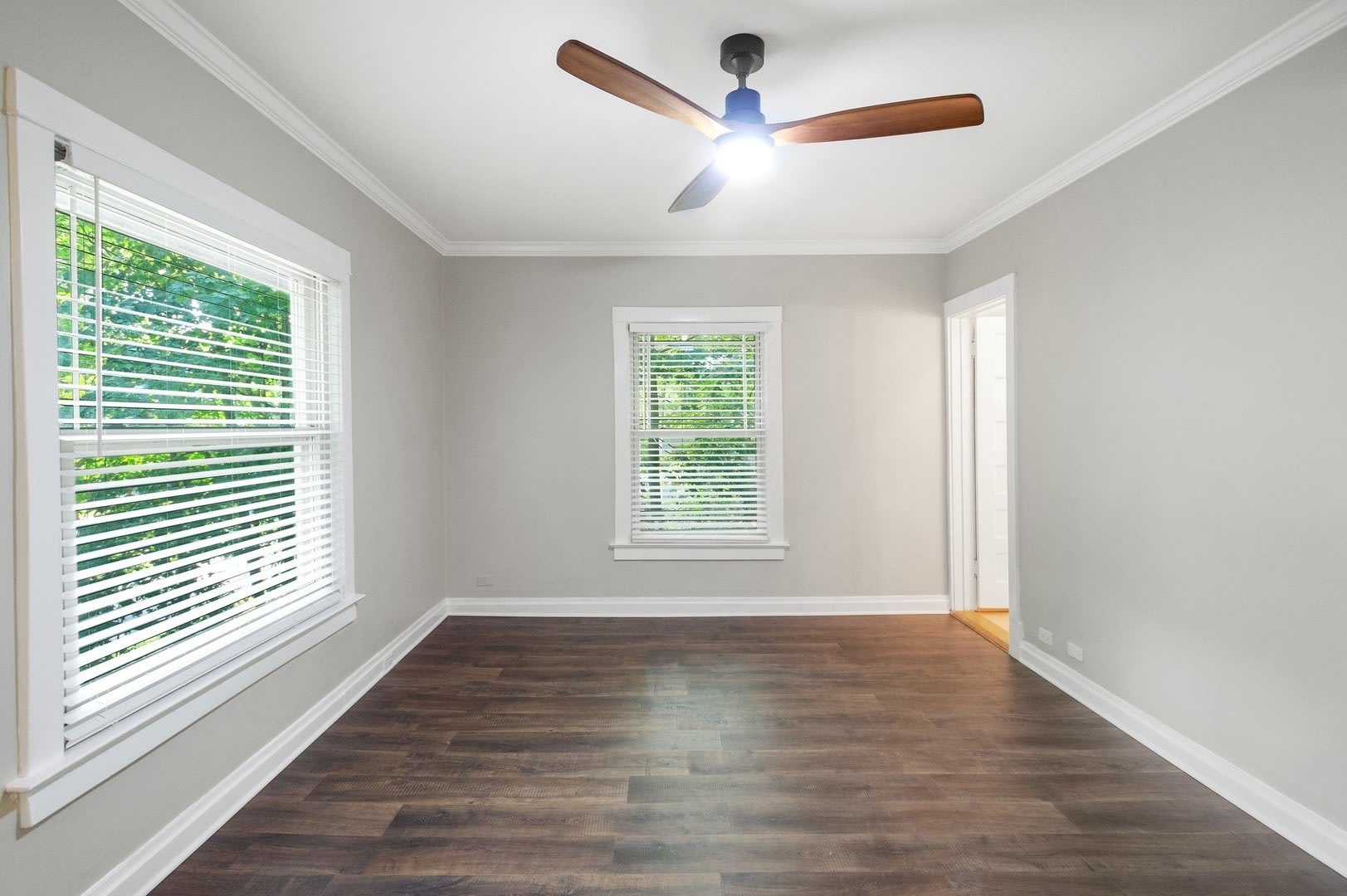 2078 Linden Avenue – photo 3