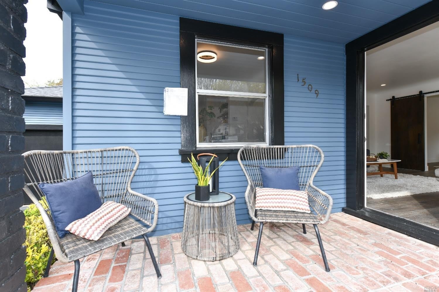 1509 Banks Avenue – photo 5