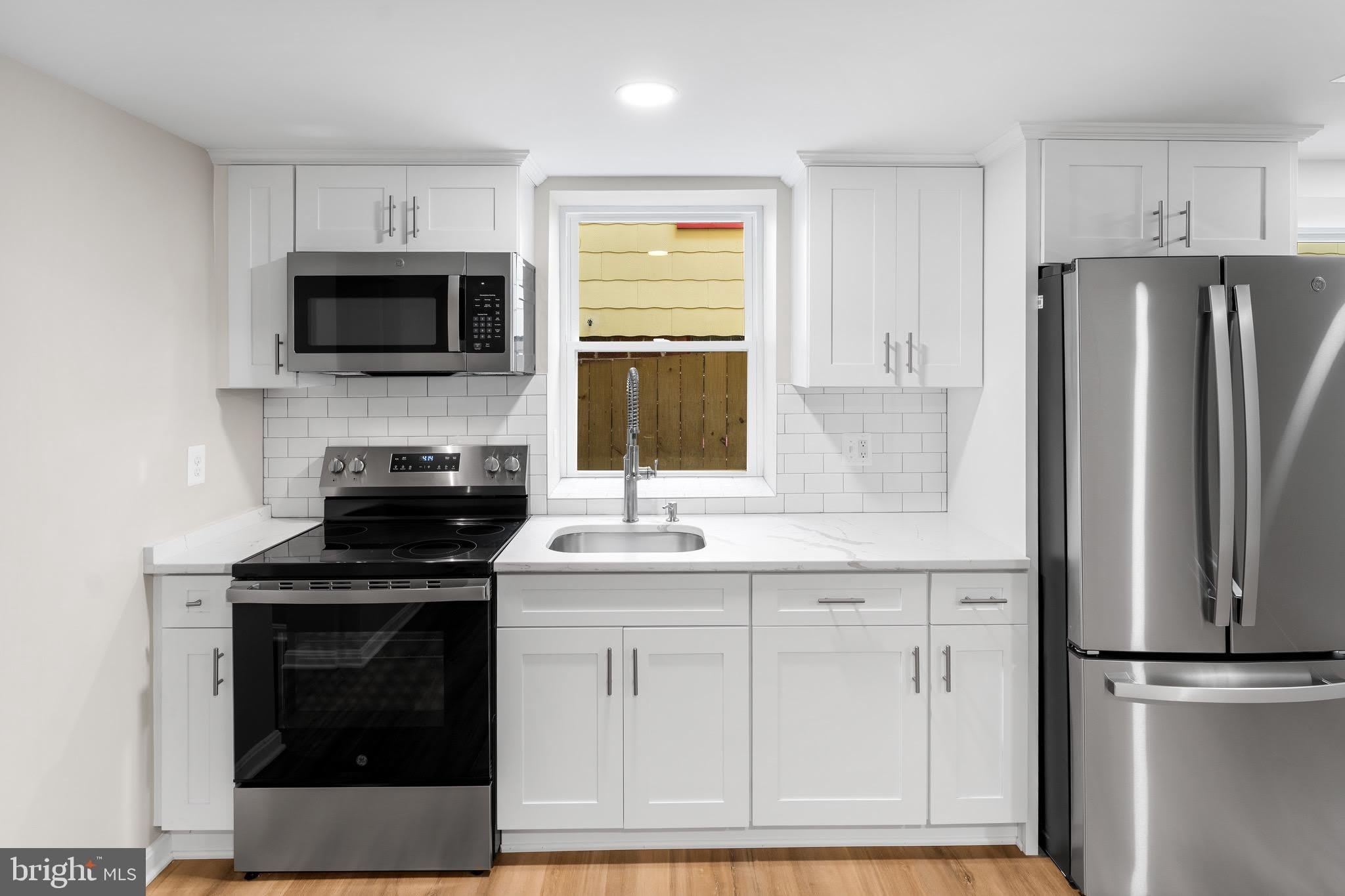 761 SILVER SPRING Avenue – photo 5