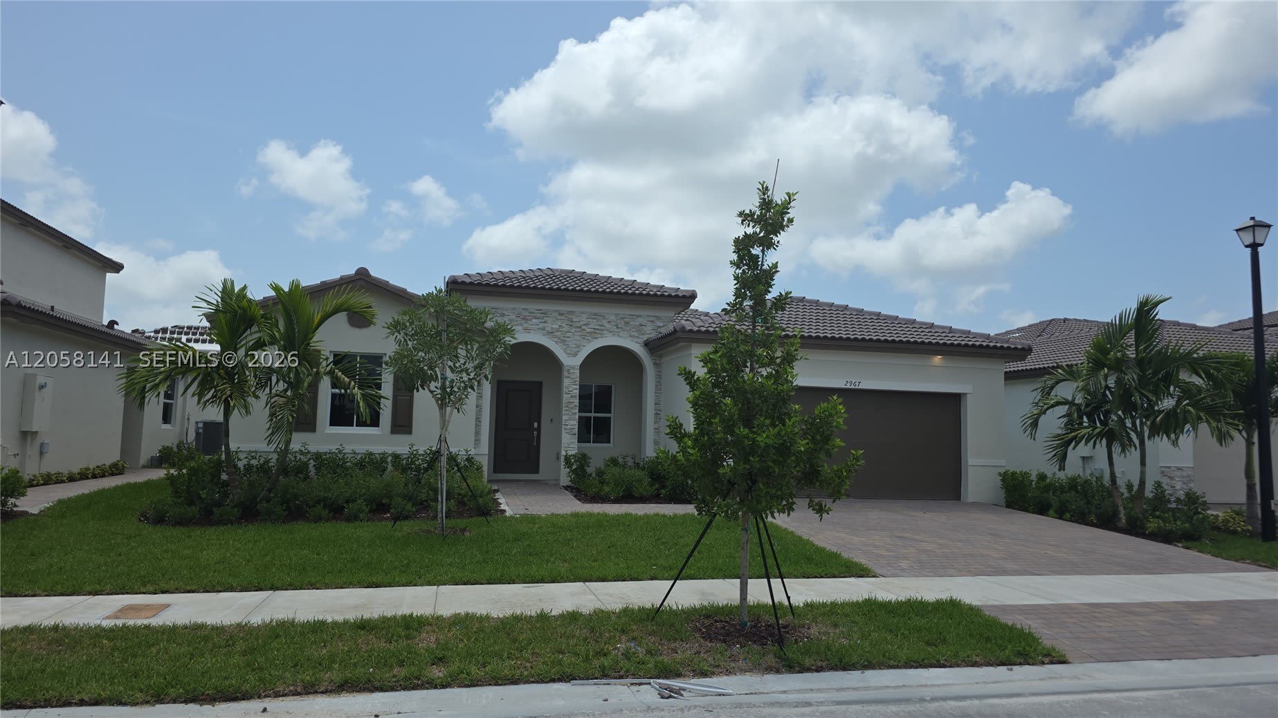 2967 SE 25th Av – photo 1