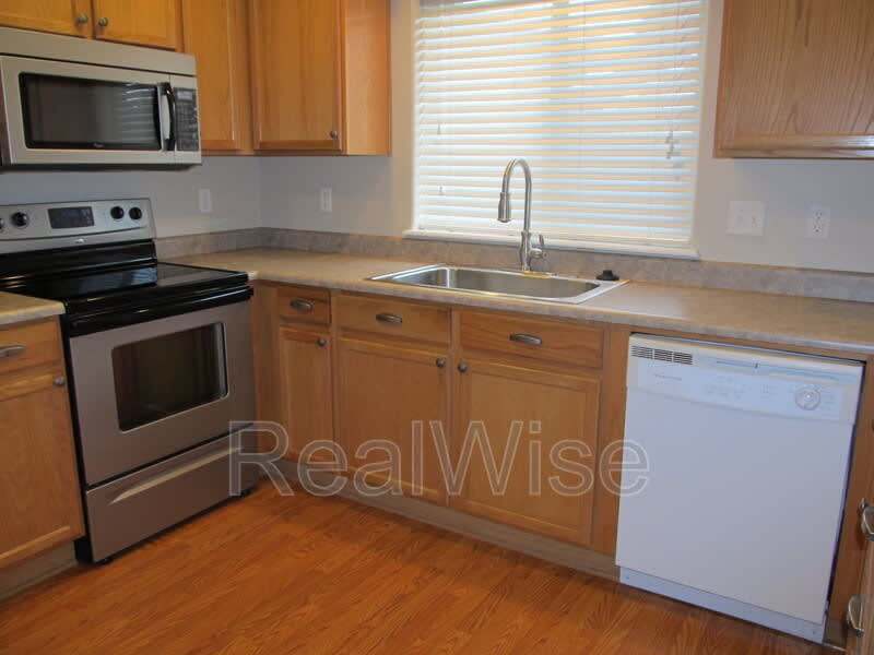 3015 Merriman – photo 5
