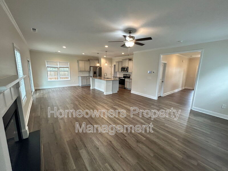 1210 Simpson St – photo 5