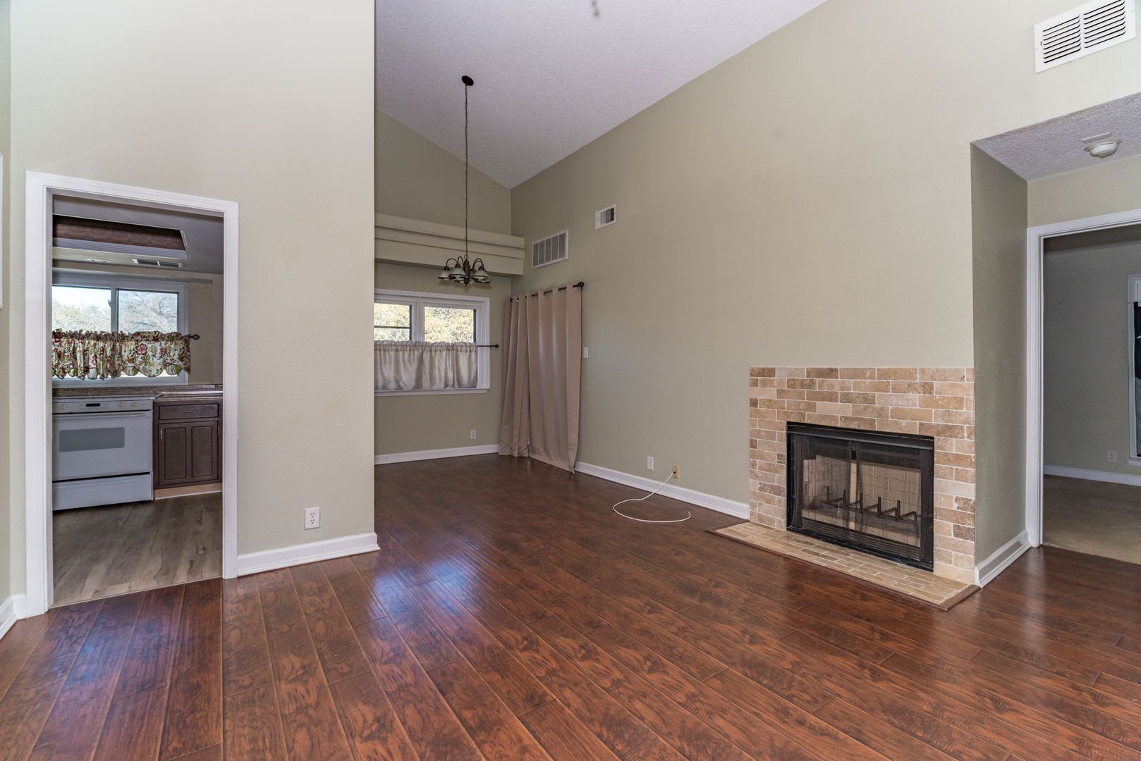 UPDATED 1-BEDROOM AT CAPISTRANO CONDOMINIUMS – photo 4
