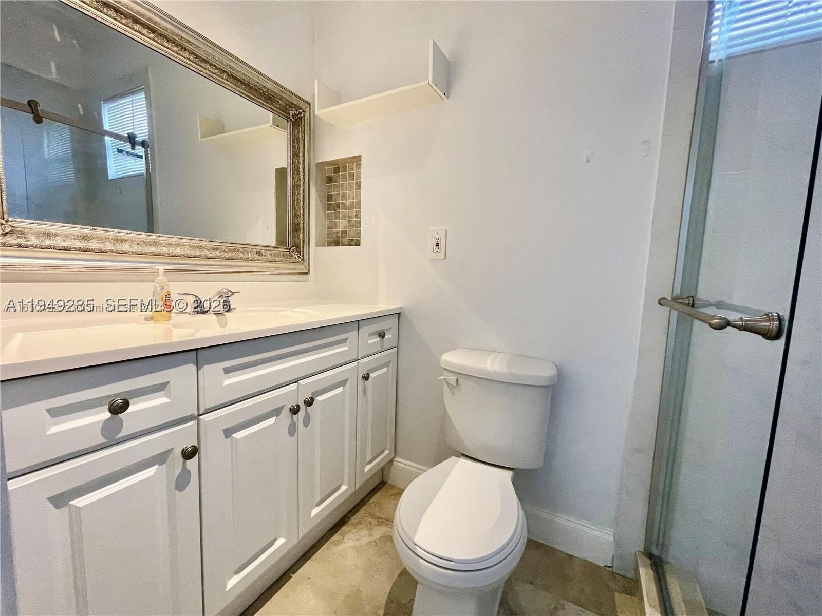 712 SW 5th Ct – photo 5