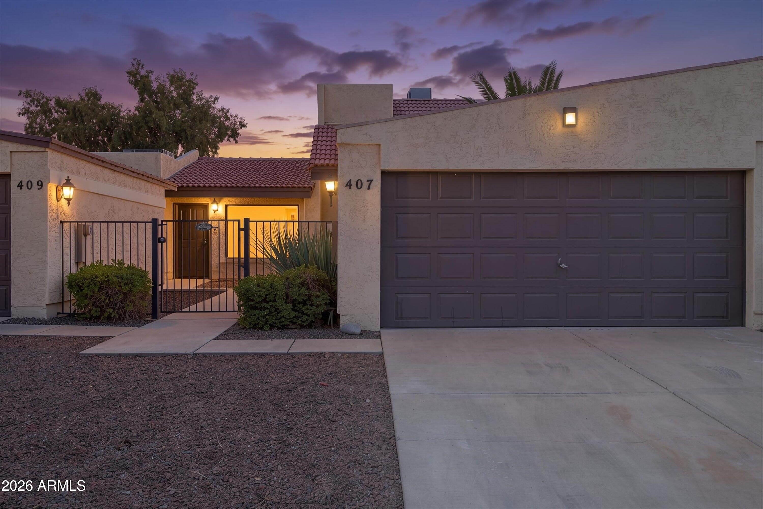 407 E Pecan Road – photo 2
