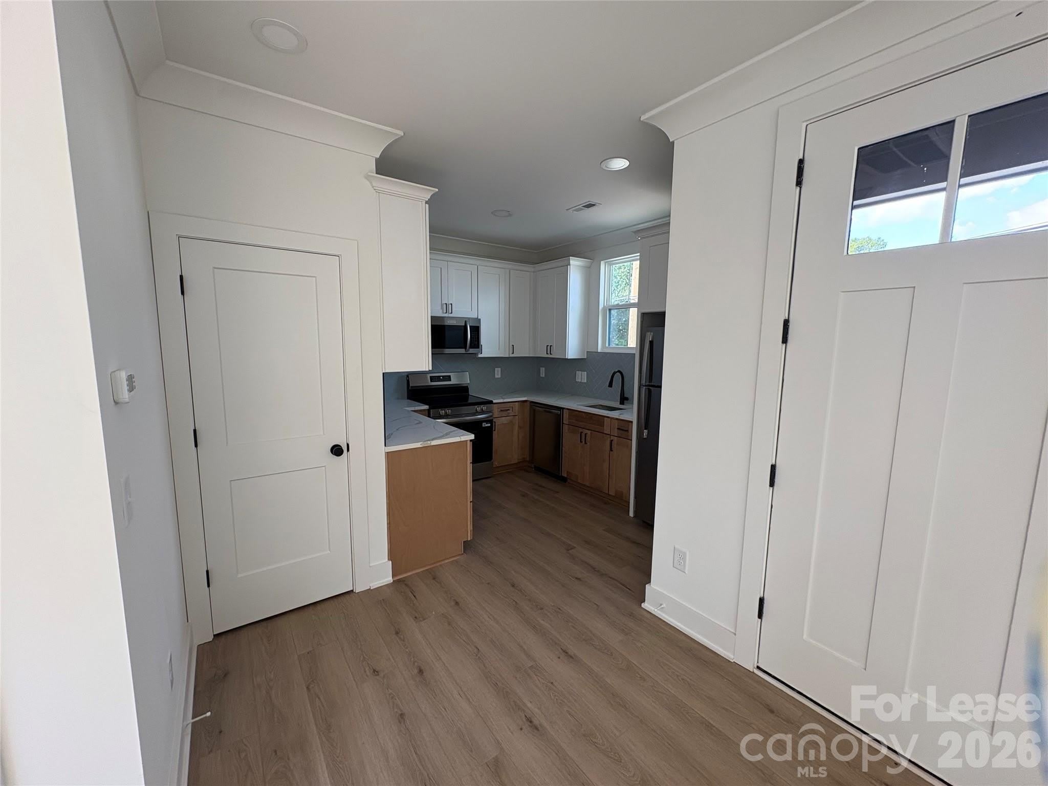 2905 Clyde Drive – photo 3