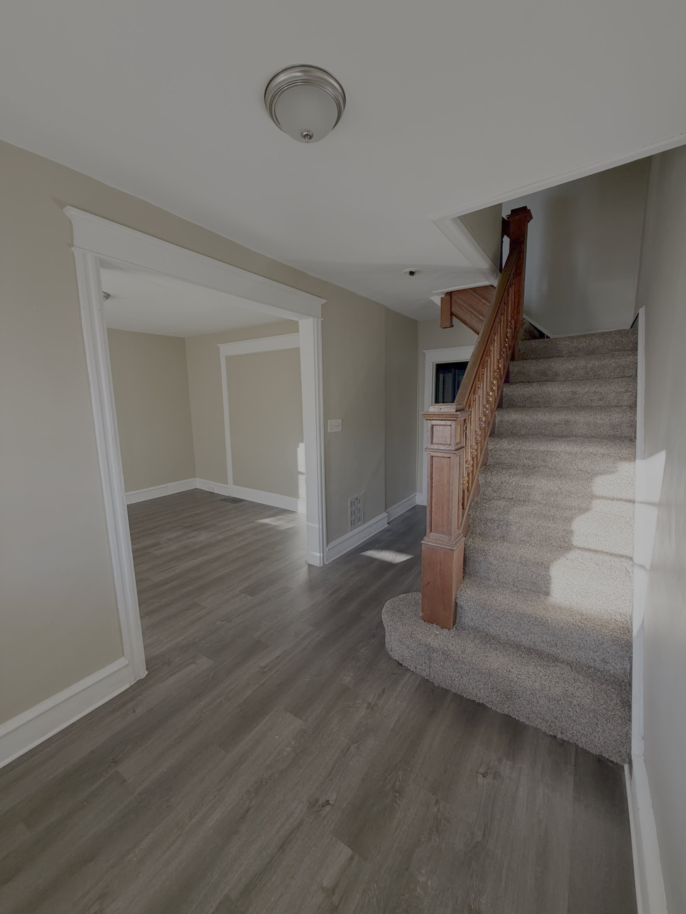 1913 West 2nd Street – photo 1
